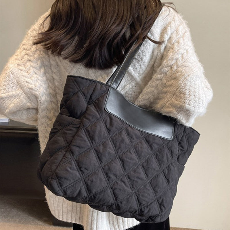 Rhombus Sewing Shoulder Bag Autumn And Winter Winter Luxury Women's Bag High Capacity Casual Commuting Personalized Handbags