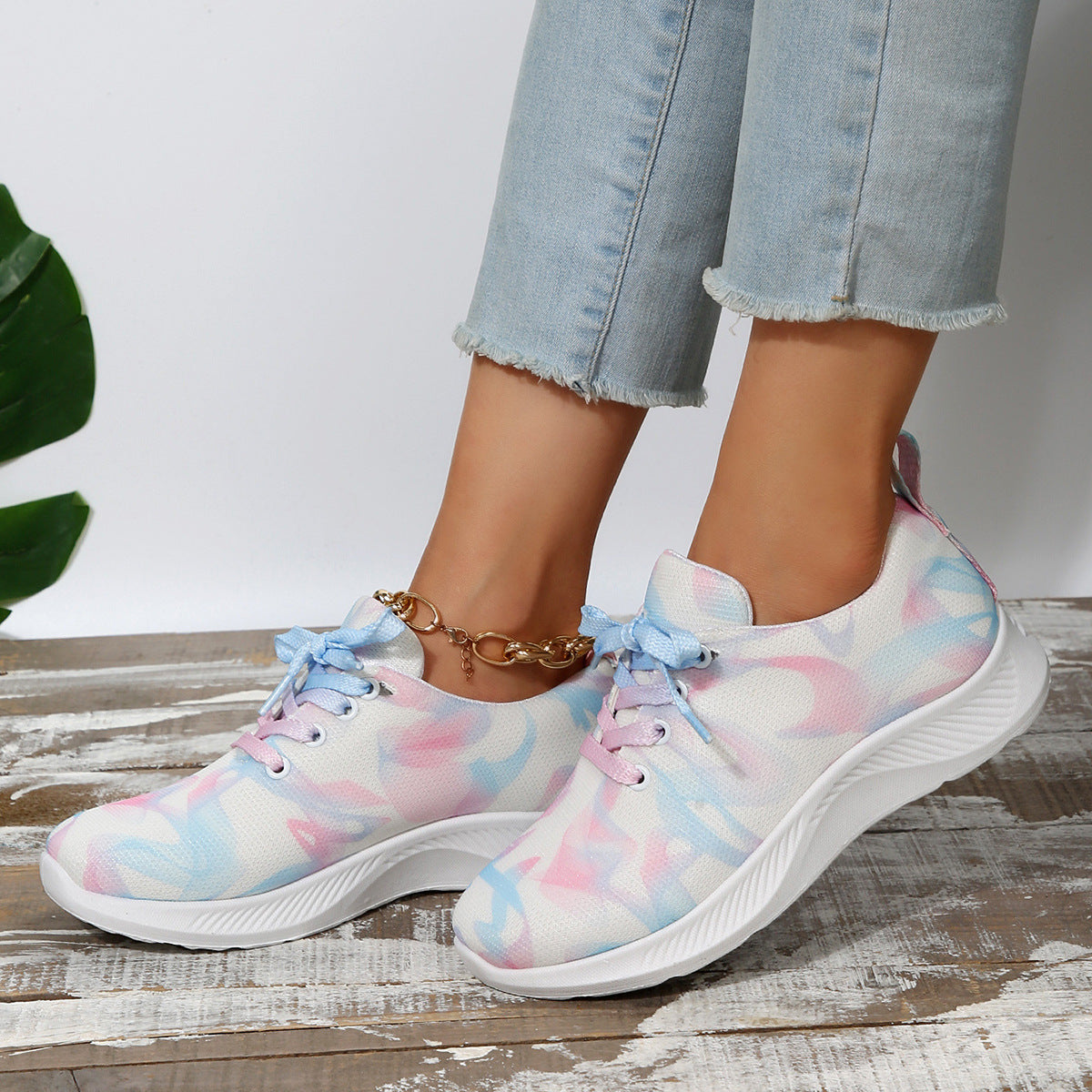 Women's Color Matching Casual Low-top Sneaker