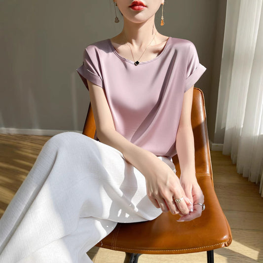 Womens Slim, Short-sleeve T-shirt With A Crew Neck And A Satin Vest