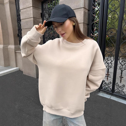 Moderigtig afslappet retro ensfarvet tyk sweatshirt med rund hals
