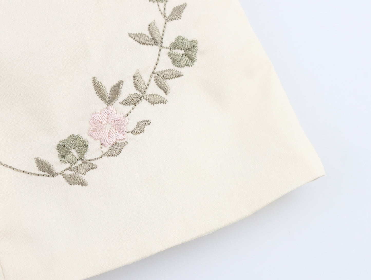 Summer European And American Style Simple Embroidered Poplin Sling Top