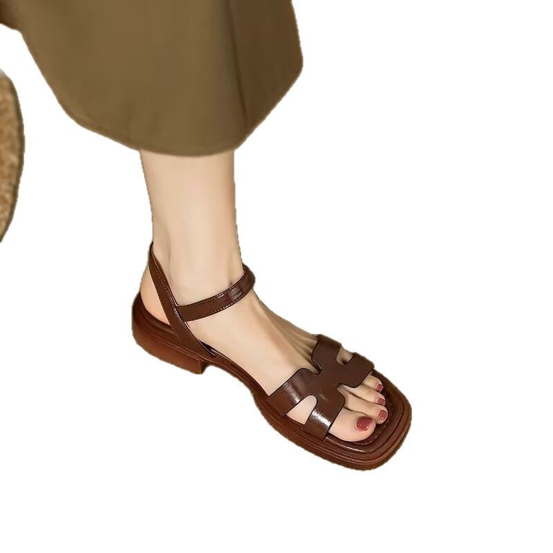 Nye koreansk-inspirerede alsidige flade casual sandaler med én rem