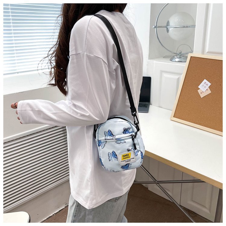 Spring And Summer Women's Bag Fashion Printed Nylon Fabric Travel Out Shoulder Crossbody