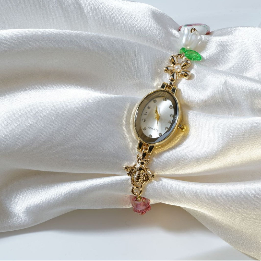 Elegant lys luksus diamantbesat vintage ovalt ur
