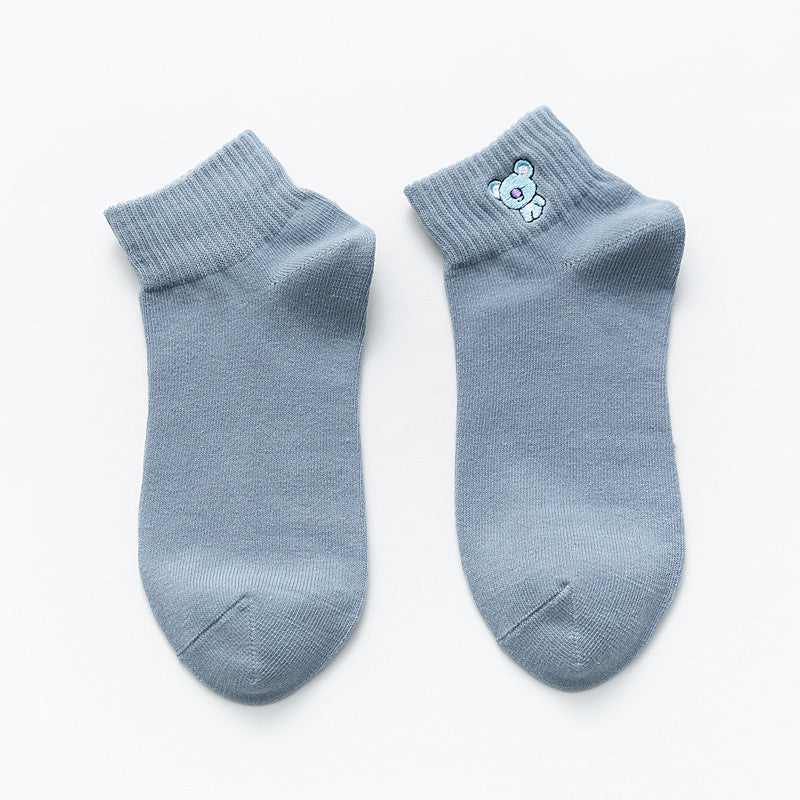 Female Japanese cartoon shallow mouth socks