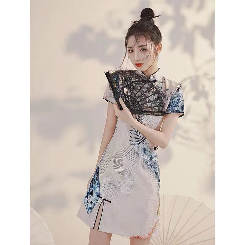 Womens Casual Cropped Retro-style Dress With A Sophisticated Vibe