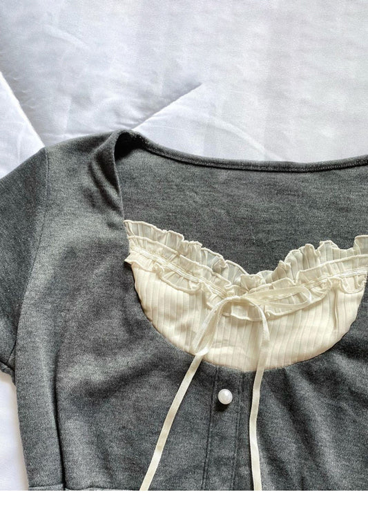 Female Wooden Ear Splicing Design With A Short Sleeved Feel