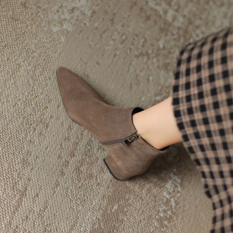 Women's Matte Suede Chunky-Heel Ankle Boots With Pointed Toe And Side Zipper