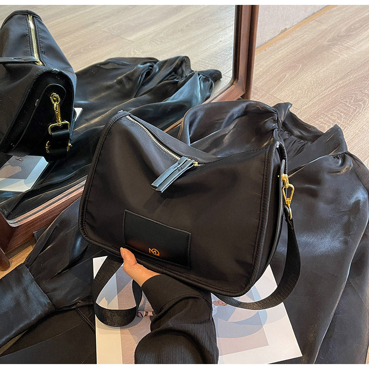 Large Capacity New Fashionable And Versatile Single Shoulder Crossbody Bag