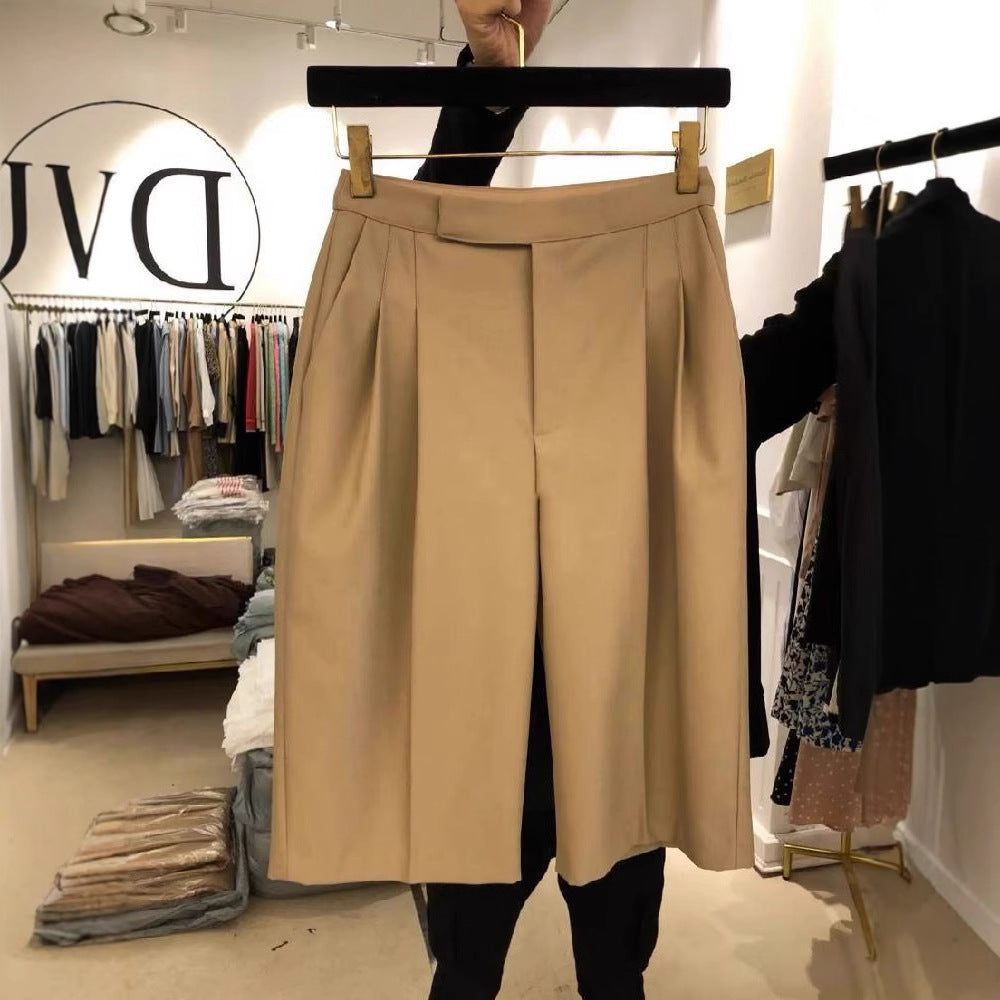 Women's Loose Figure-flattering High-waisted  Draping Wide-leg Shorts