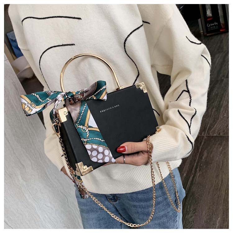 Chain Single Shoulder Messenger Bag