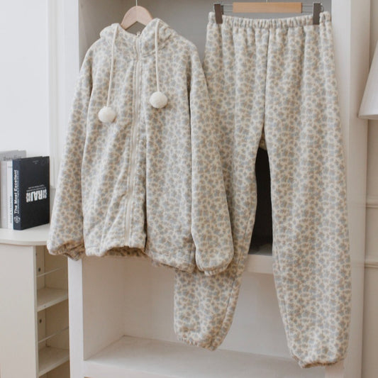 Lace Jacquard Sweet And Cute Coral Fleece Hooded Pajamas For Women