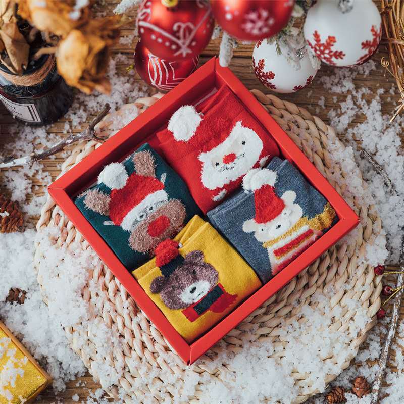 Women's Cute Fashion Mid-calf Christmas Stockings Gift Box