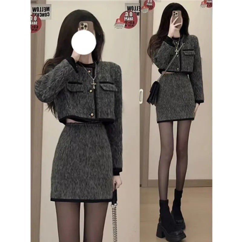 Chanel-inspired Cropped Jacket And Skirt Set For A Pure Yet Seductive Look