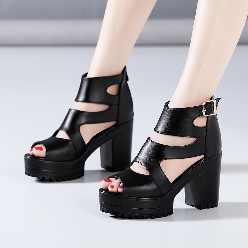 Chunky Waterproof Versatile Hollow-out Sandals