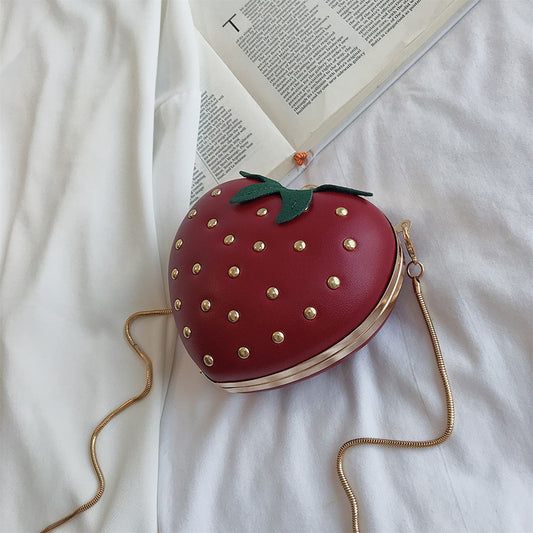 Net Red Small Strawberry Heart Shaped Chain Bag