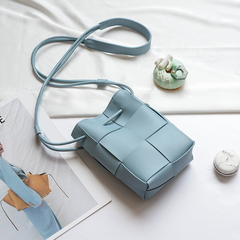 New Korean Weaving Mobile Phone Bag Crossbody Small Bag Vertical Mobile Phone Bag Women's Fashion Mini Crossbody Shoulder Small Bag