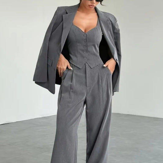 A Three-piece Solid Color Women's Front-buttoned Long-sleeved Pocket Lapel Top