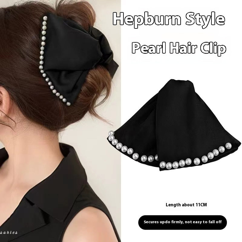 High-end Hepburn Style Louis Grip New Black Crystal