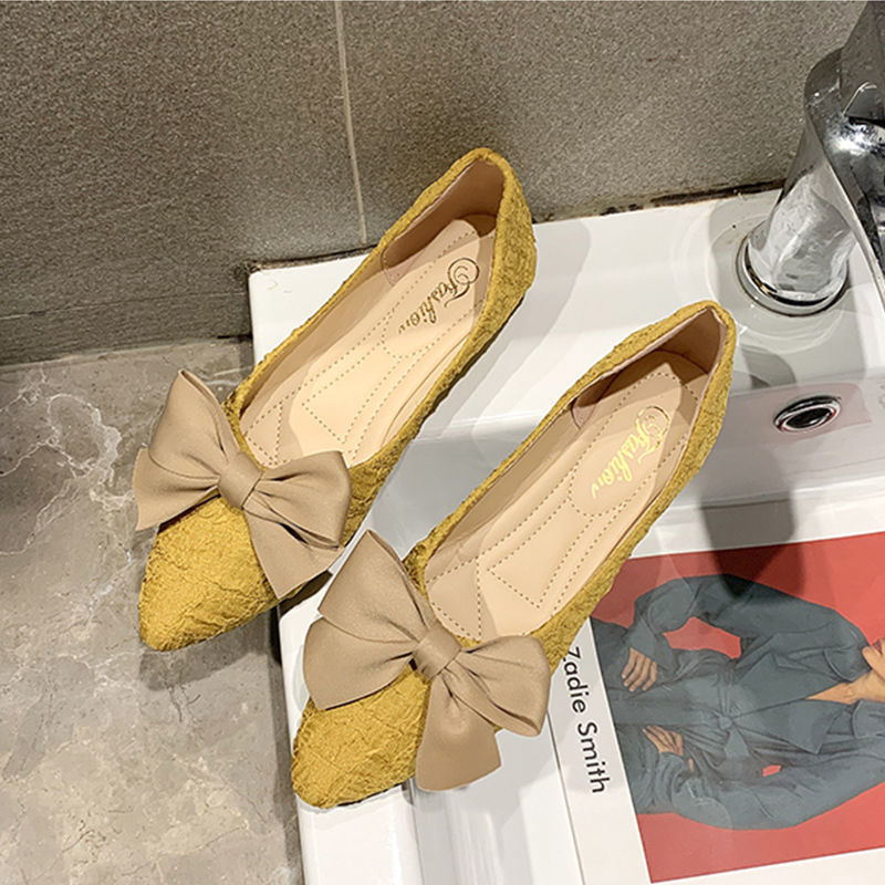 Women's Fashion Versatile Pointed Shallow Mouth Flat Shoes