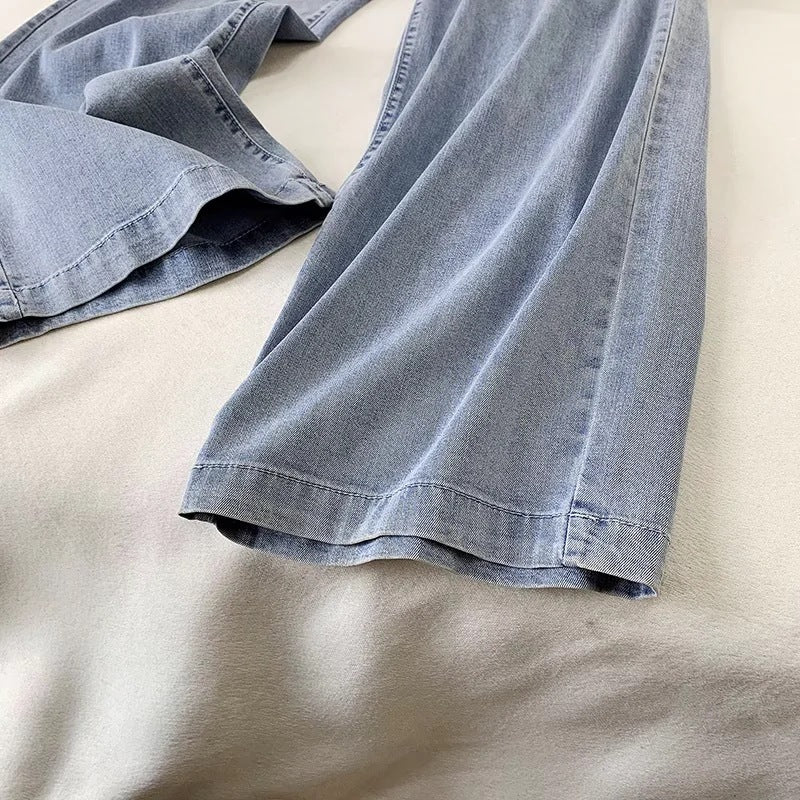 Damebukser i denim med snøre og brede ben