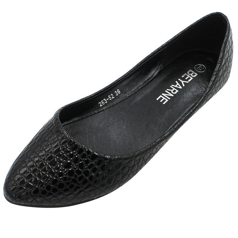Patent Leather Feel Embossed Snake Print Flats