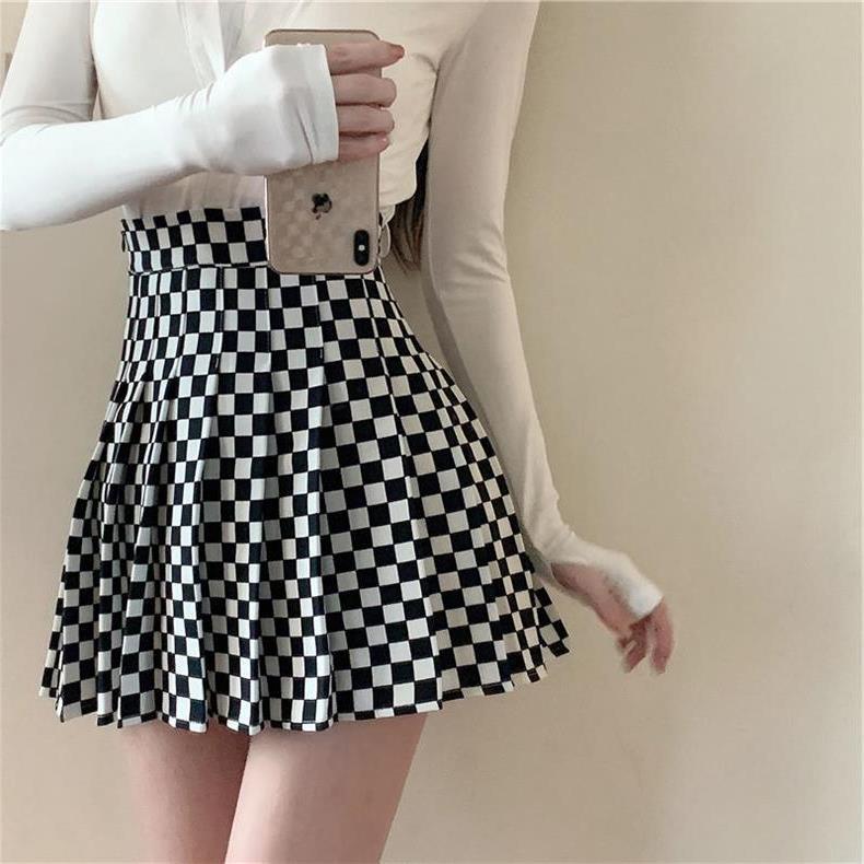 Black And White Plaid Pleated Skirt A- Line Skirt High Waist Slim Fit