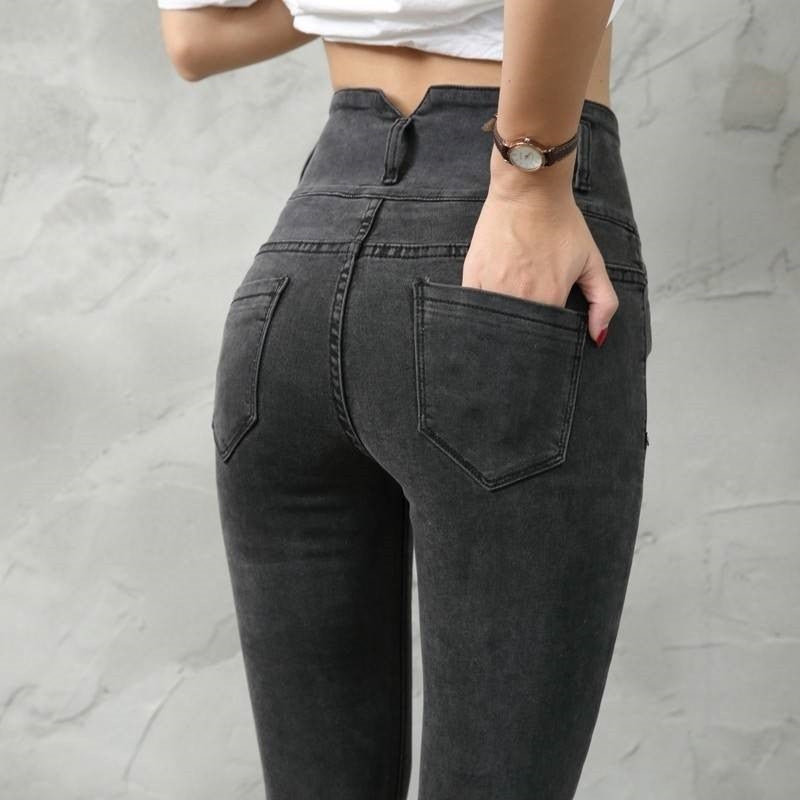 Oversized high-rise jeans