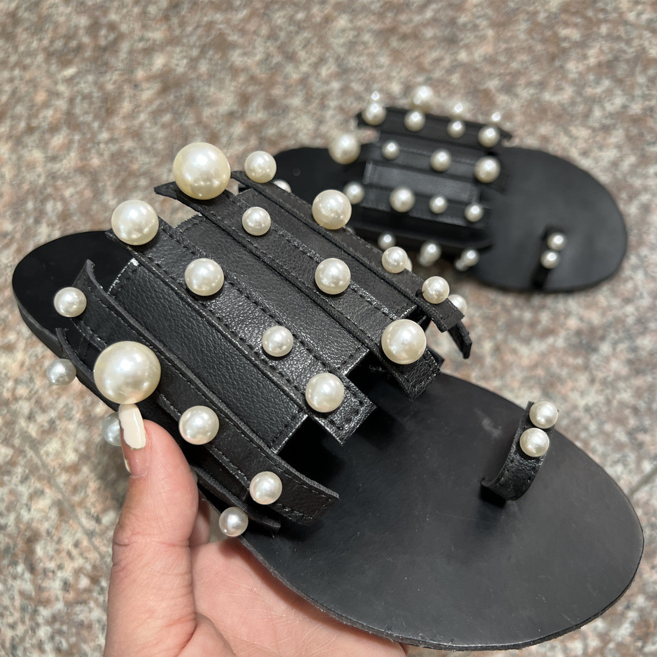 Ladies Flat Toe Pearl Beach Slippers