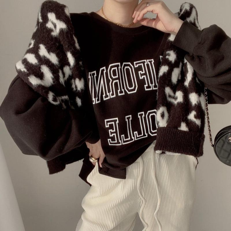 Versatile Western Alphabet Print Slit Sweatshirt