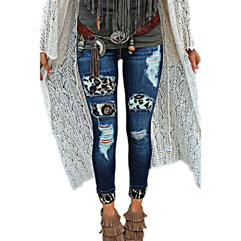 Ladies Cropped Jeans With Hand-Worn Stickers