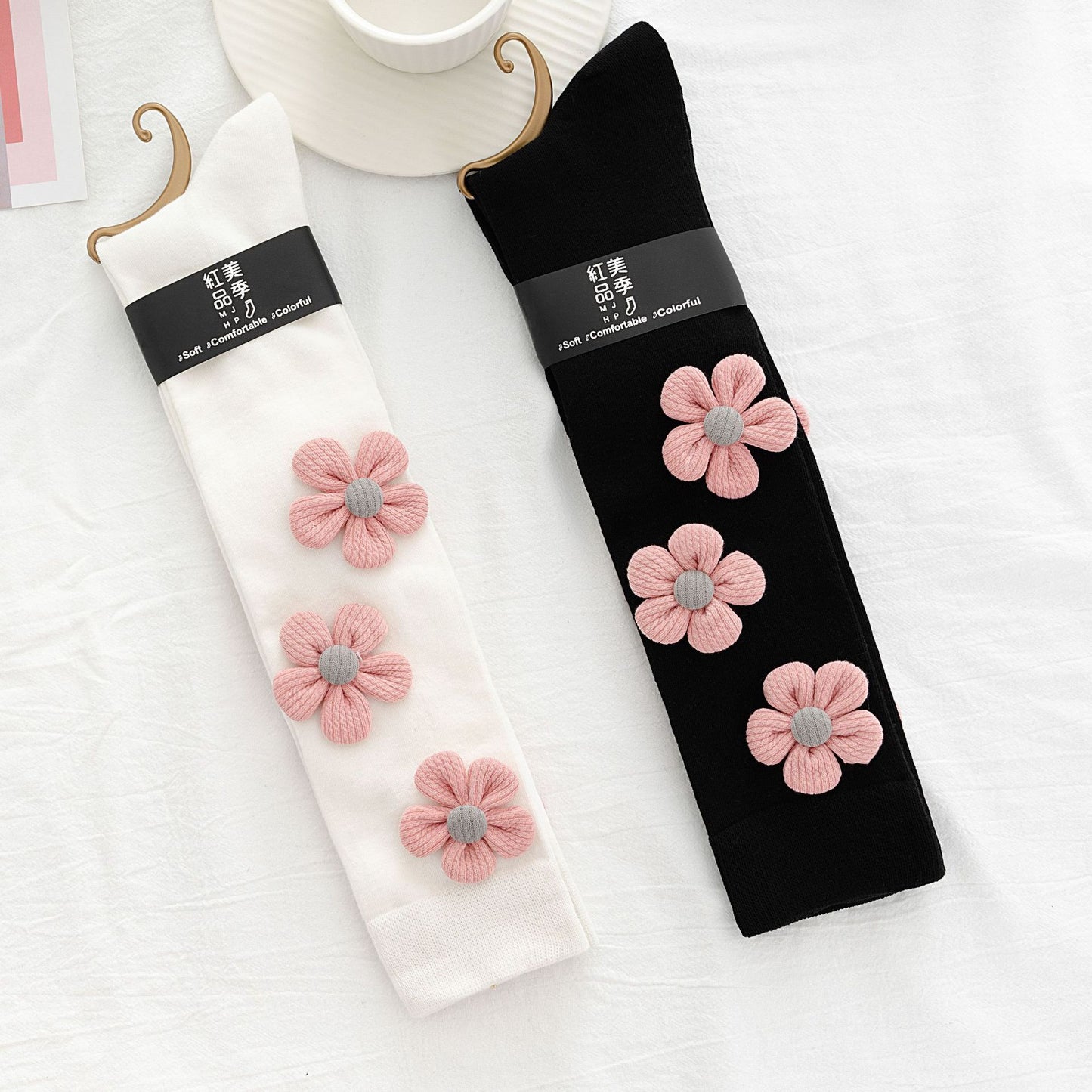 Hand-designed Heavy Industry Sequined Diamond Bow High Socks