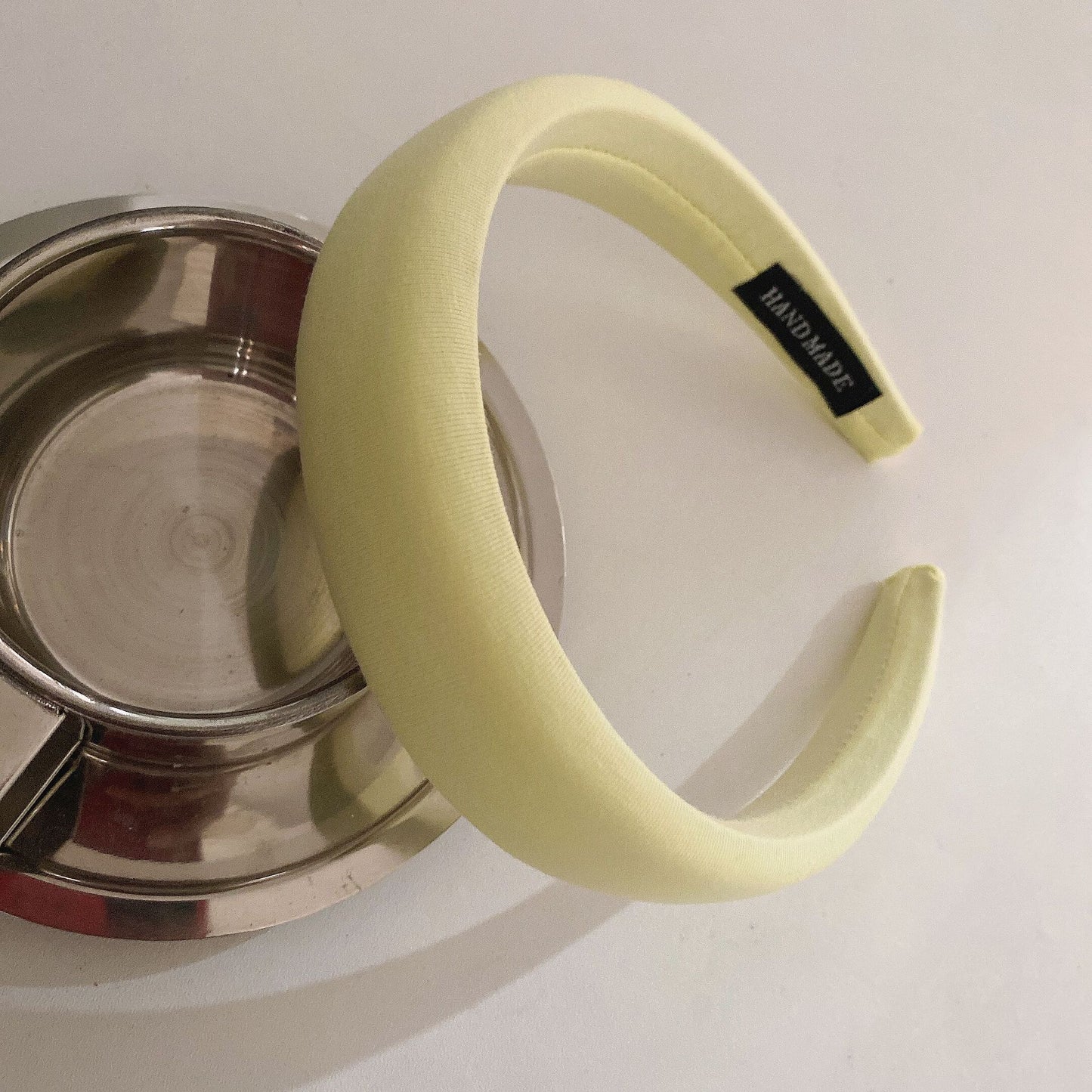Cream Color Cute Wide-brimmed Sponge Temperament Hairband Decoratio