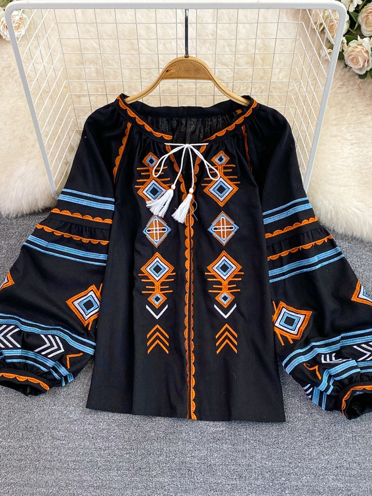 Embroidery Slimming Lantern Sleeve Doll Top