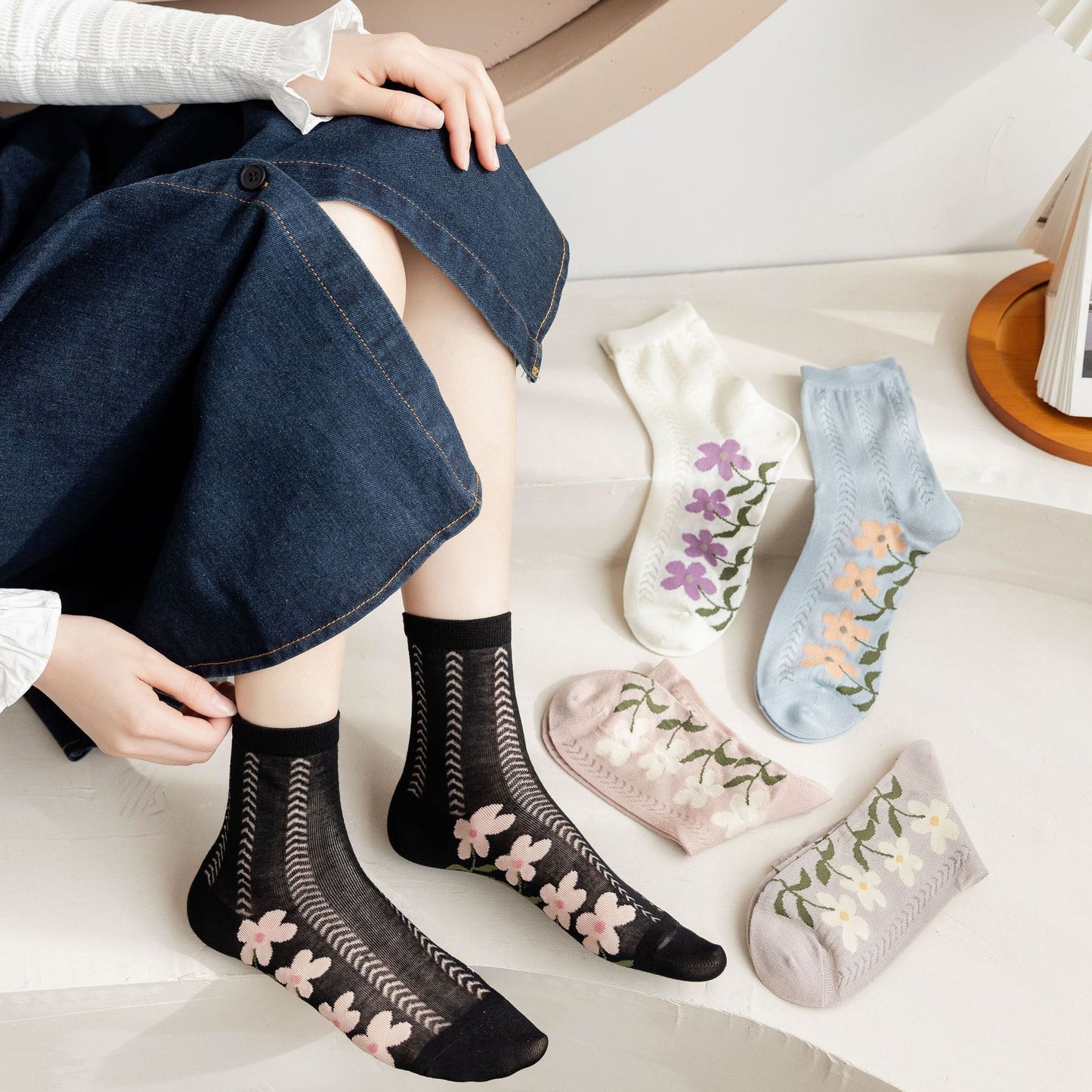 Cotton Women's Mesh Breathable Flower Socks