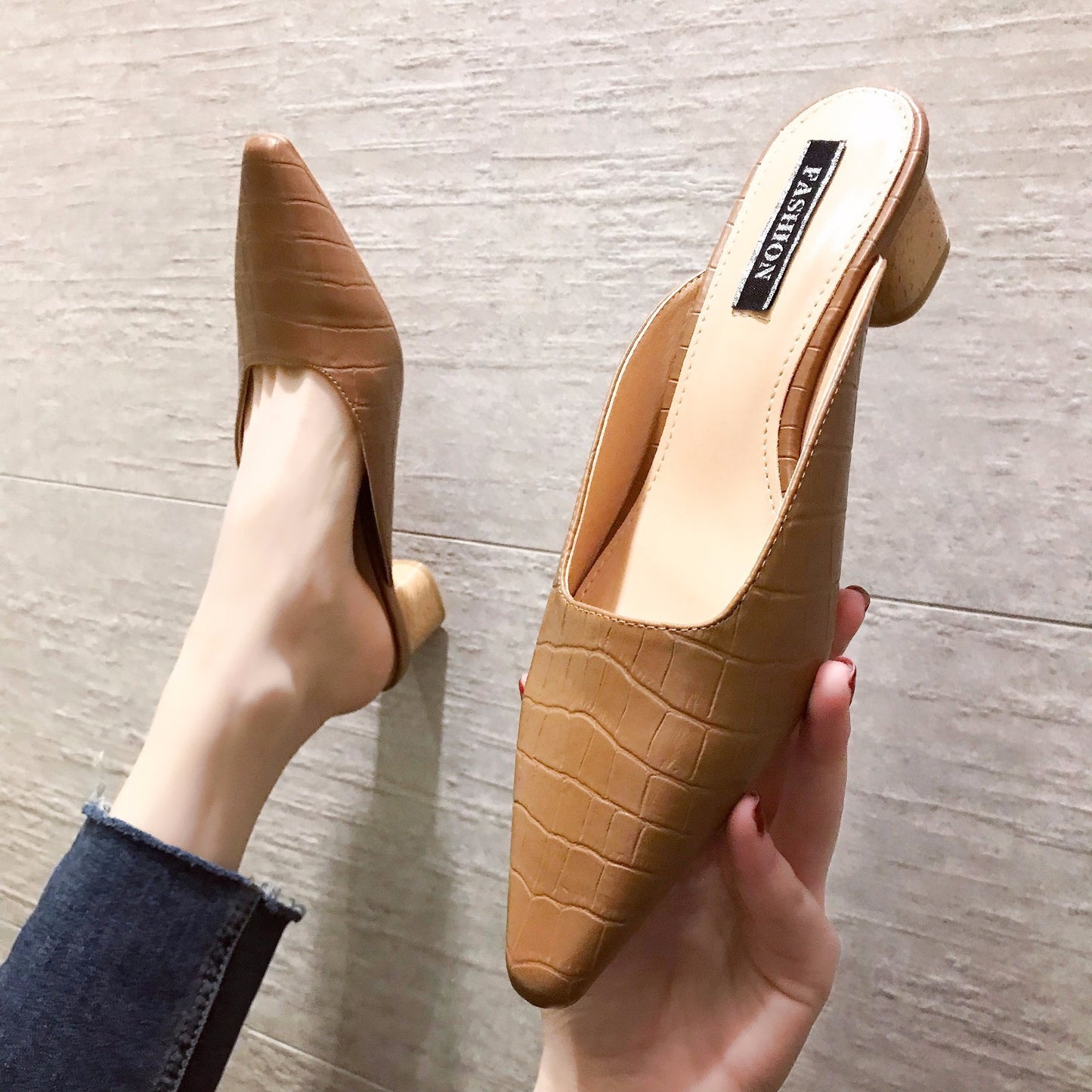 Outer Fashion Wear Sandals With Pointed Toes And Lazy People