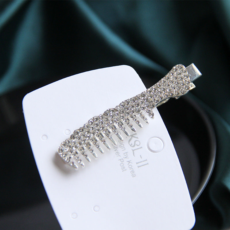 Female side clip with bangs scissors and one word clip hairpin