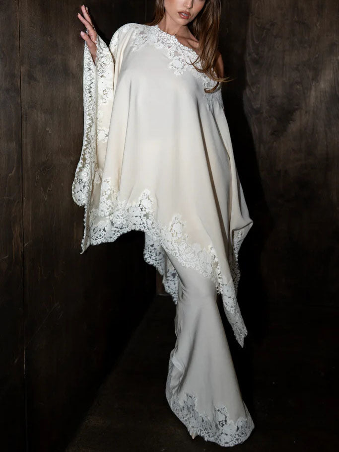 Elegant And Luxurious Lace-trimmed Shawl Dress