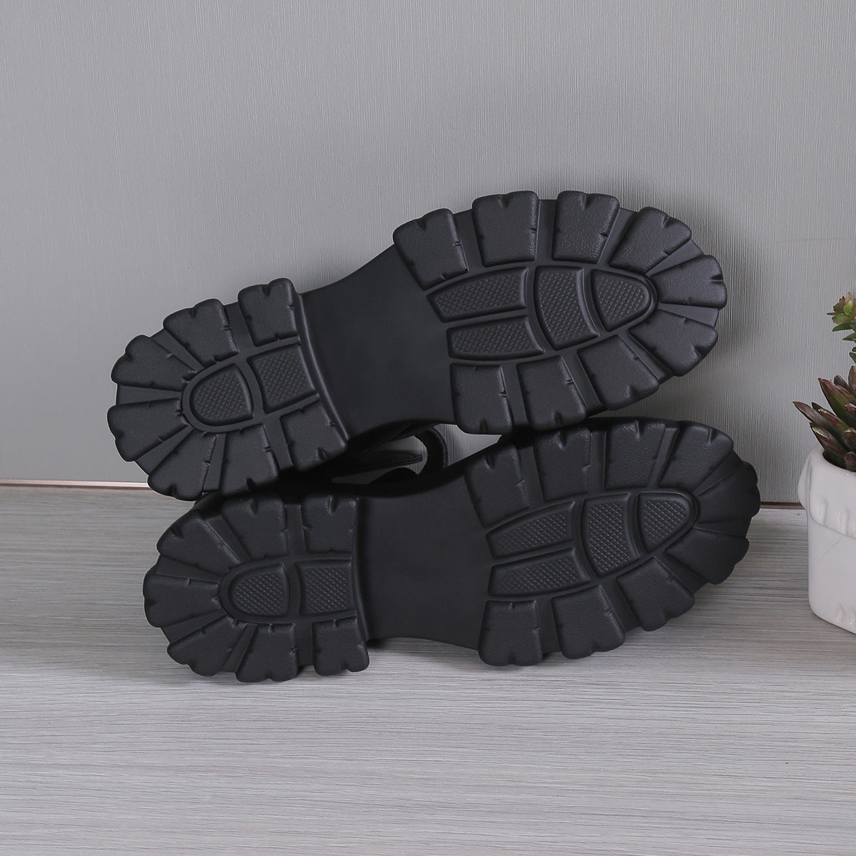 Women's Fashion Casual Solid Color Platform Sandals