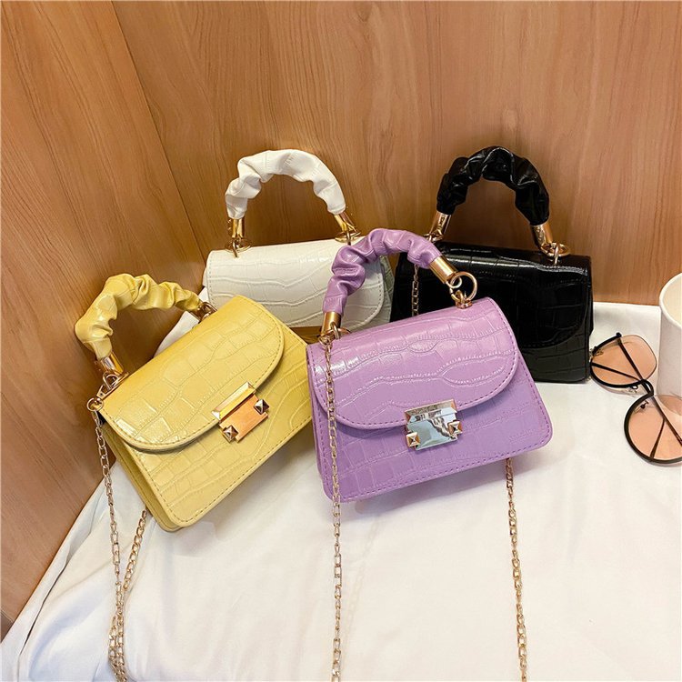 The New Trendy Stall Messenger Bag All-match