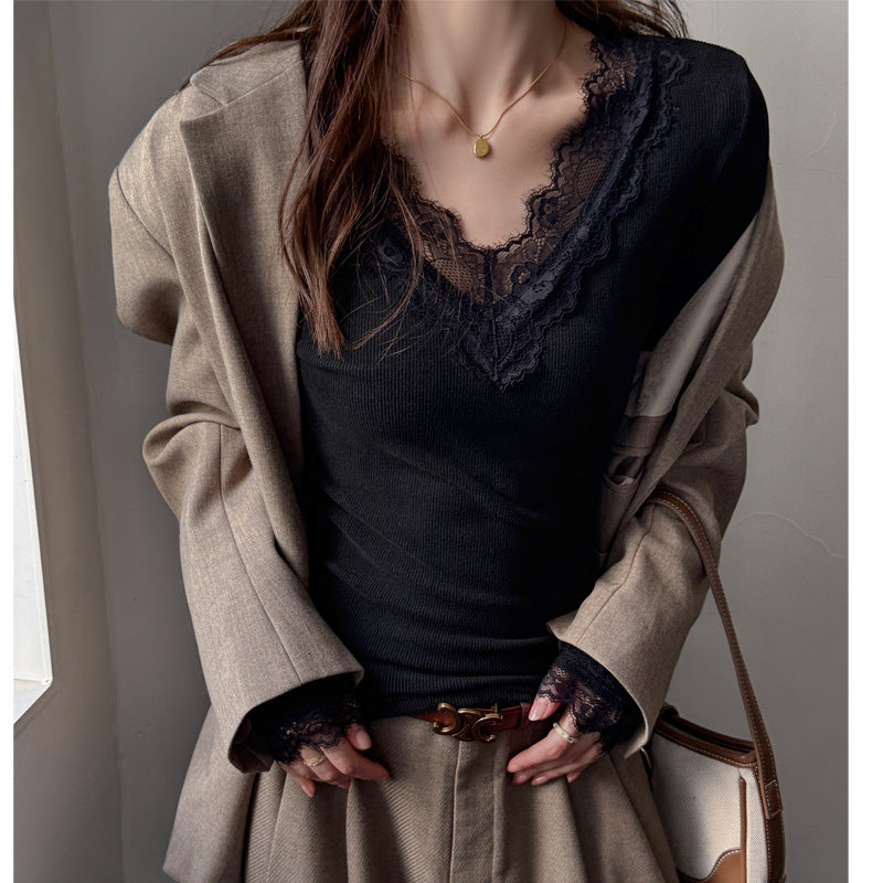 Sleek Figure-flattering White Top With A Premium Feel
