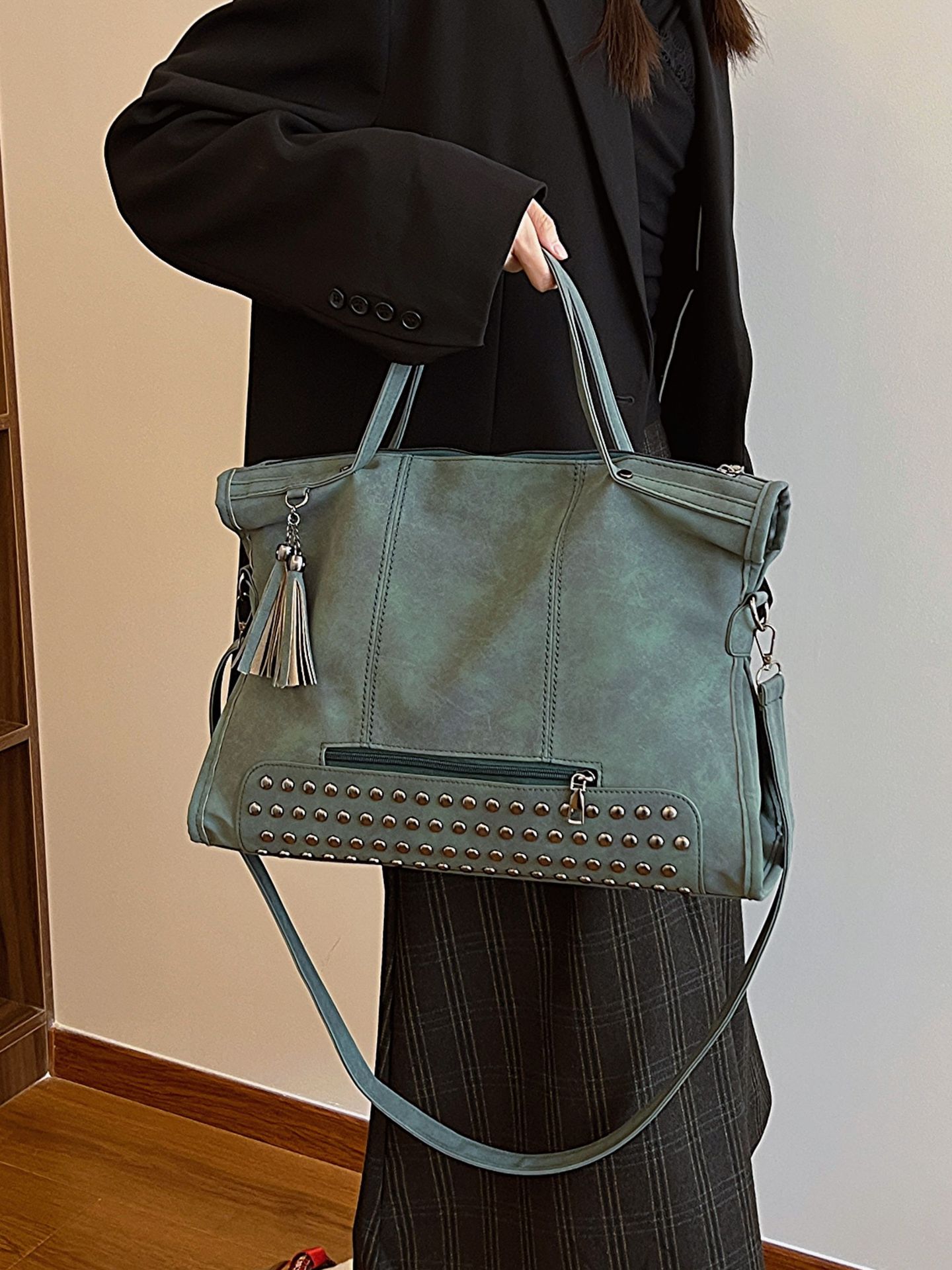 Retro Large-capacity Diagonal Bag Portable Female Big Bag