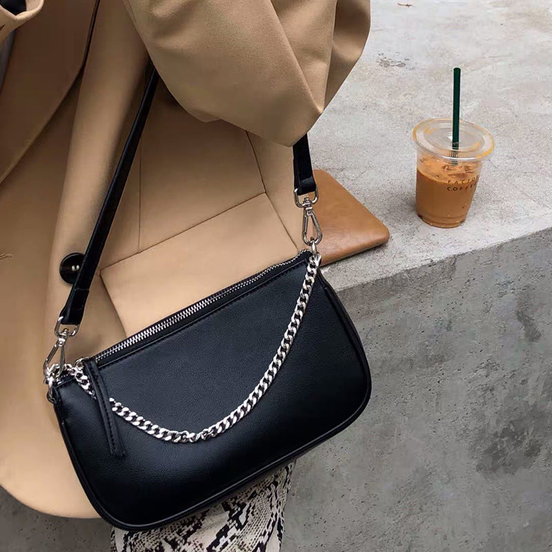 Retro Playful Cool Handsome Chain Armpit Bag