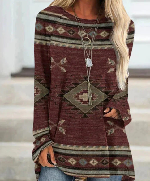Lang T-shirtkjole i retro etnisk stil
