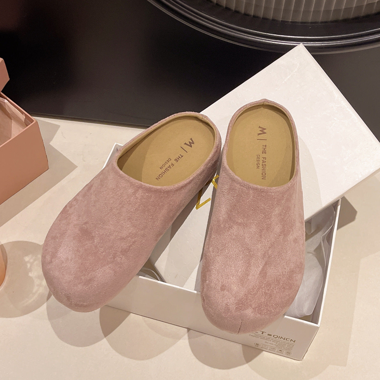 Women's Fashionable All-match Closed-toe Slippers