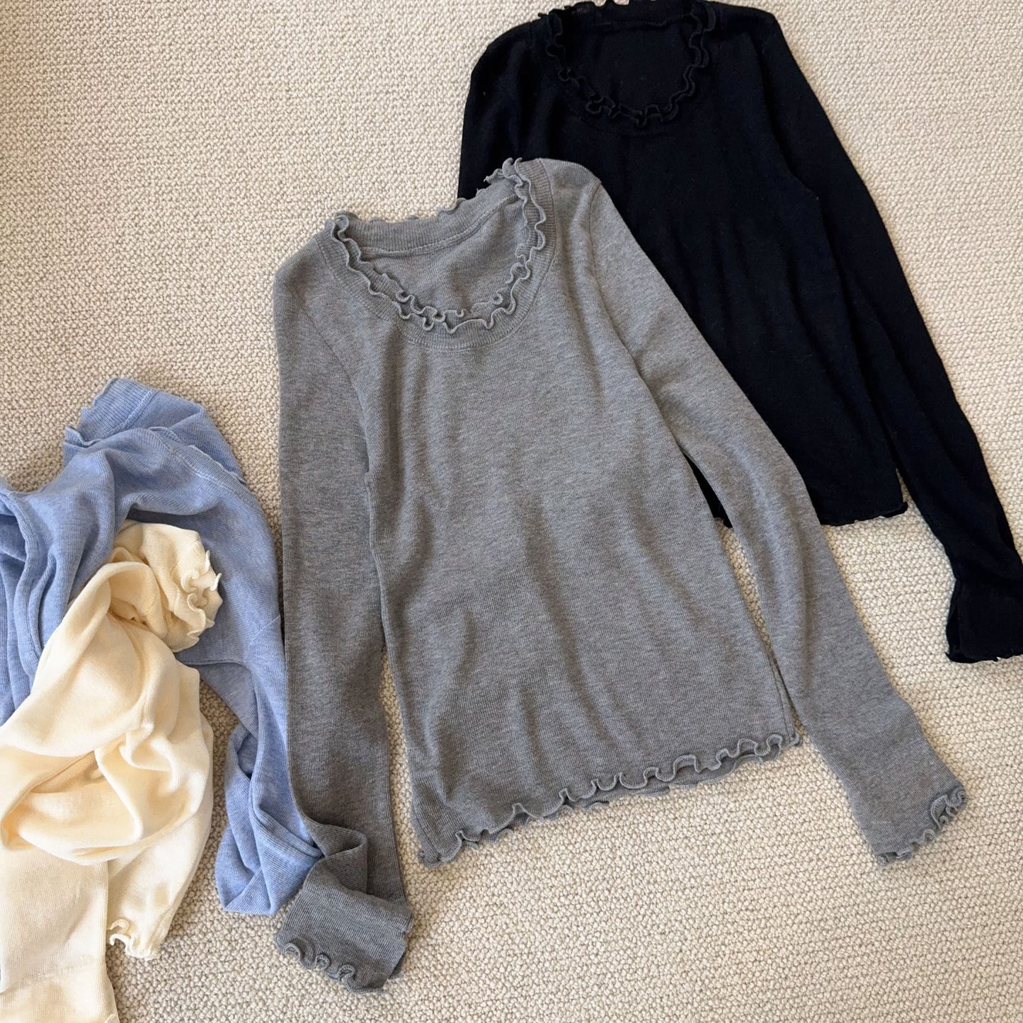 Women's Autumn And Winter Design Soft And Skin-friendly Base Shirt