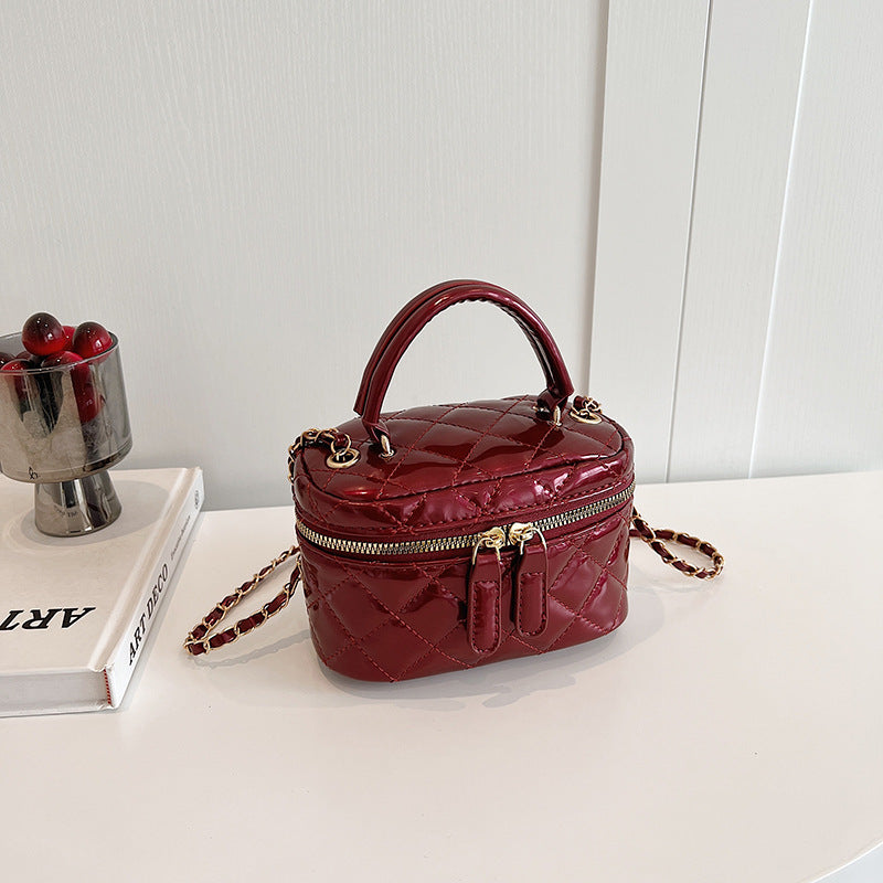 Simple Hand Carrying Chain Messenger Bag