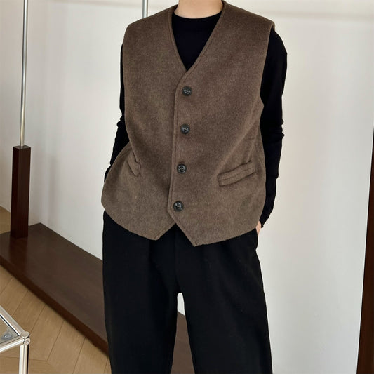 Mens Sophisticated Monochrome Wool Layered Vest In A French Style
