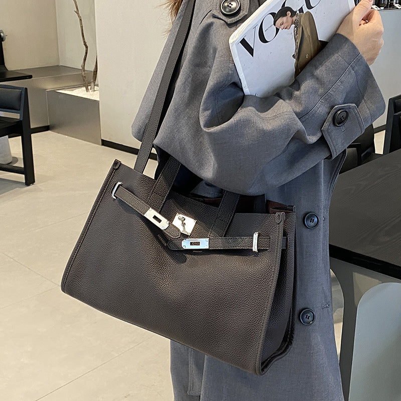 Crossbody skuldertaske i ægte læder til kvinder - stor kapacitet og bærbar