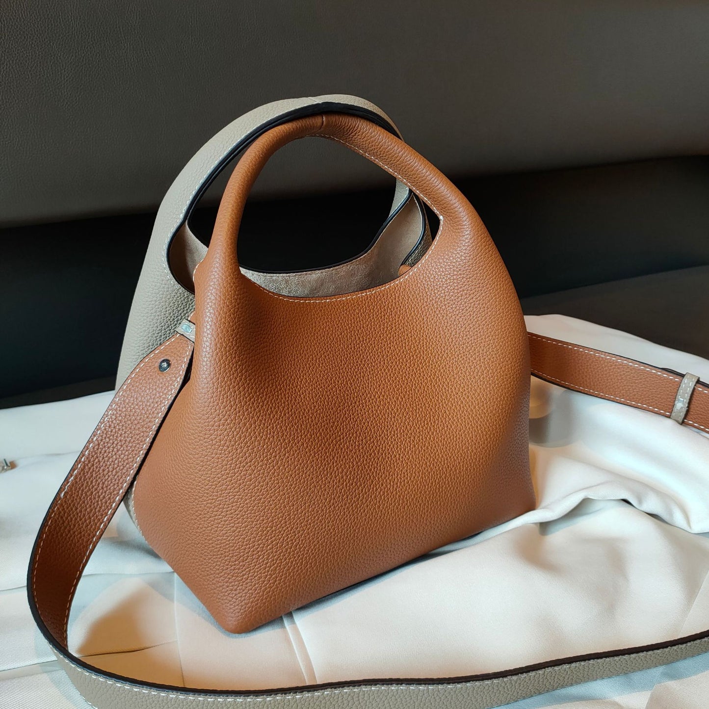 New Top Layer Cowhide Vegetable Basket Portable Messenger Bag
